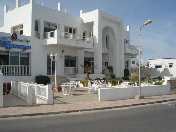 Hotel Flamingo Beach Mezraia Екстериор снимка